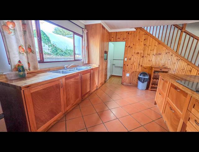 4,398M² SMALLHOLDING FOR SALE IN BALGOWAN